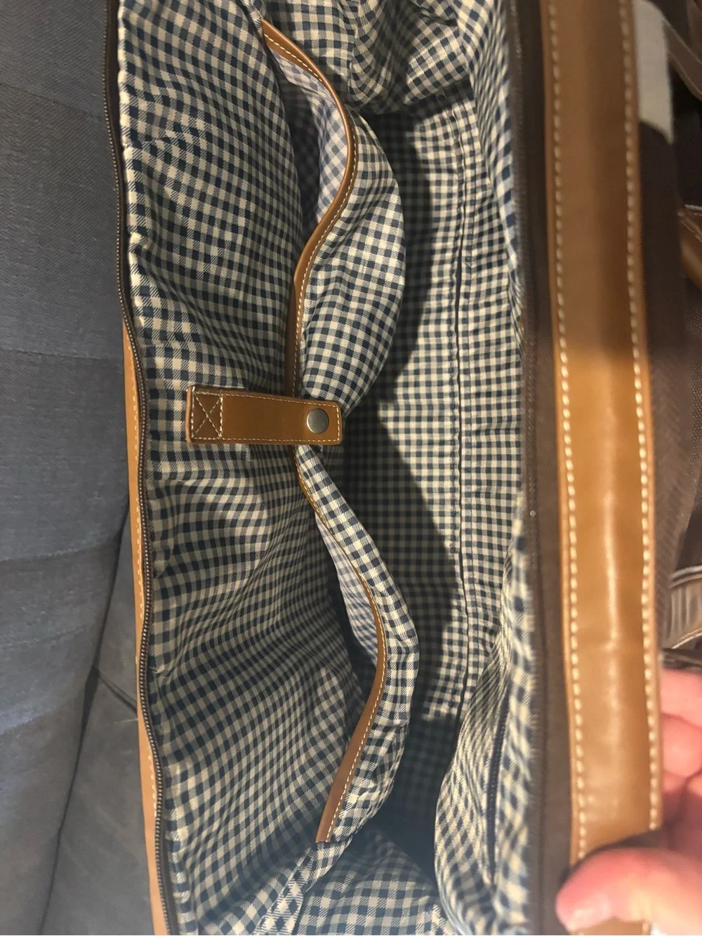 Tommy Hilfiger stylish tommy